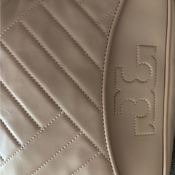 Tory Burch Blush Quilted Crossbody Bag - Picture 4 of 13